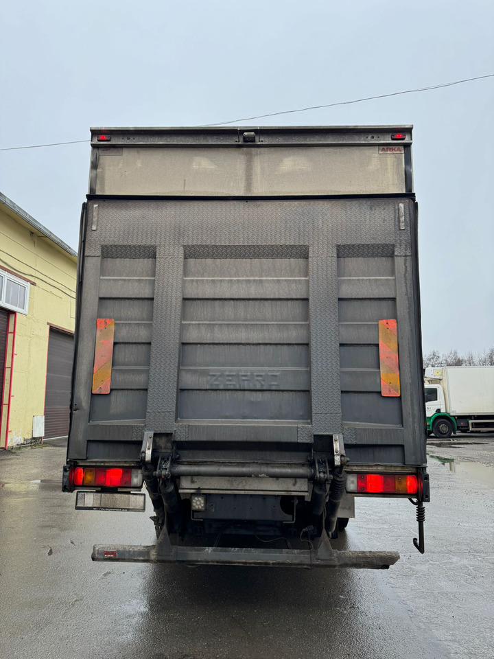 Camion frigider SCANIA P270: Foto 10