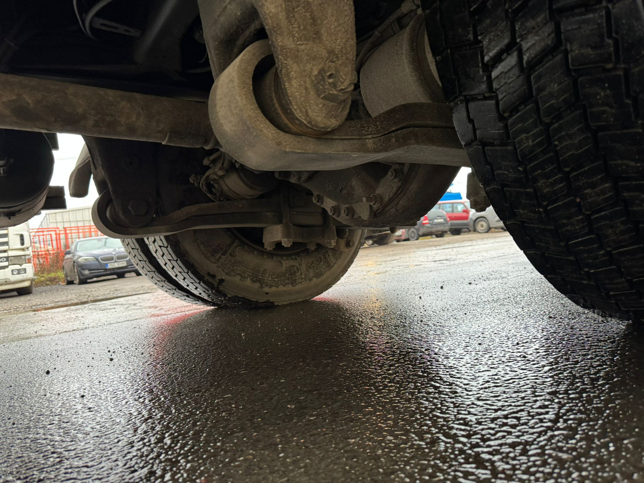 Camion frigider SCANIA P270: Foto 15