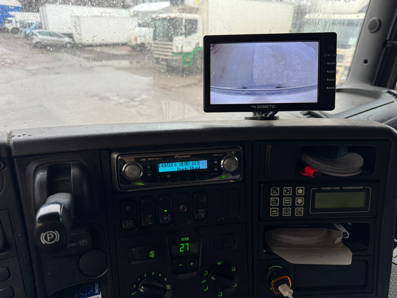 Camion frigider SCANIA P270: Foto 20