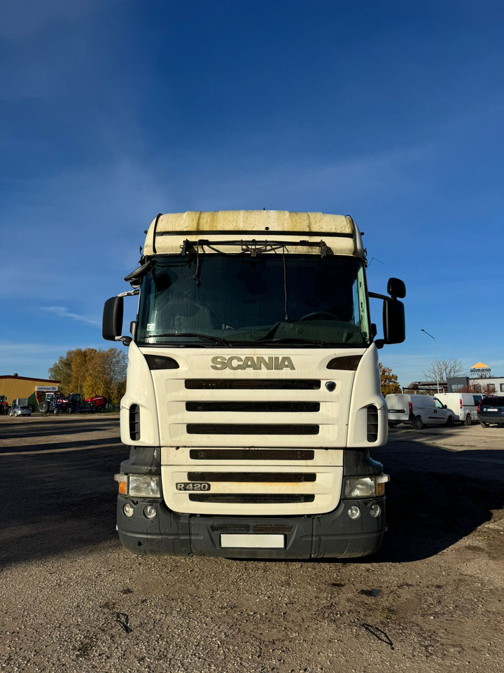 SCANIA R420 - Camion cisternă: Foto 2 SCANIA R420 - Camion cisternă: Foto 2