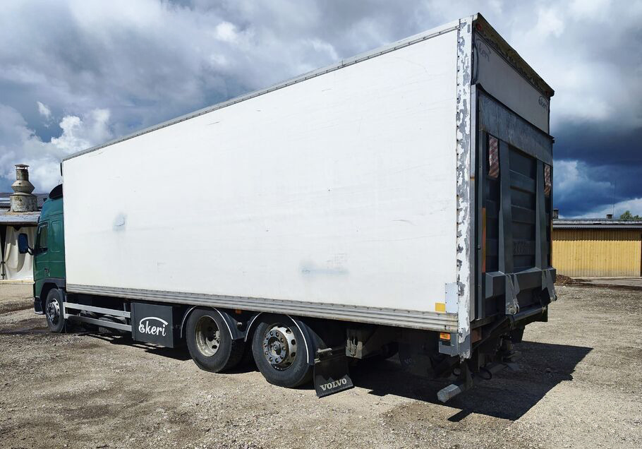 VOLVO FM12 - Camion furgon: Foto 5 VOLVO FM12 - Camion furgon: Foto 5