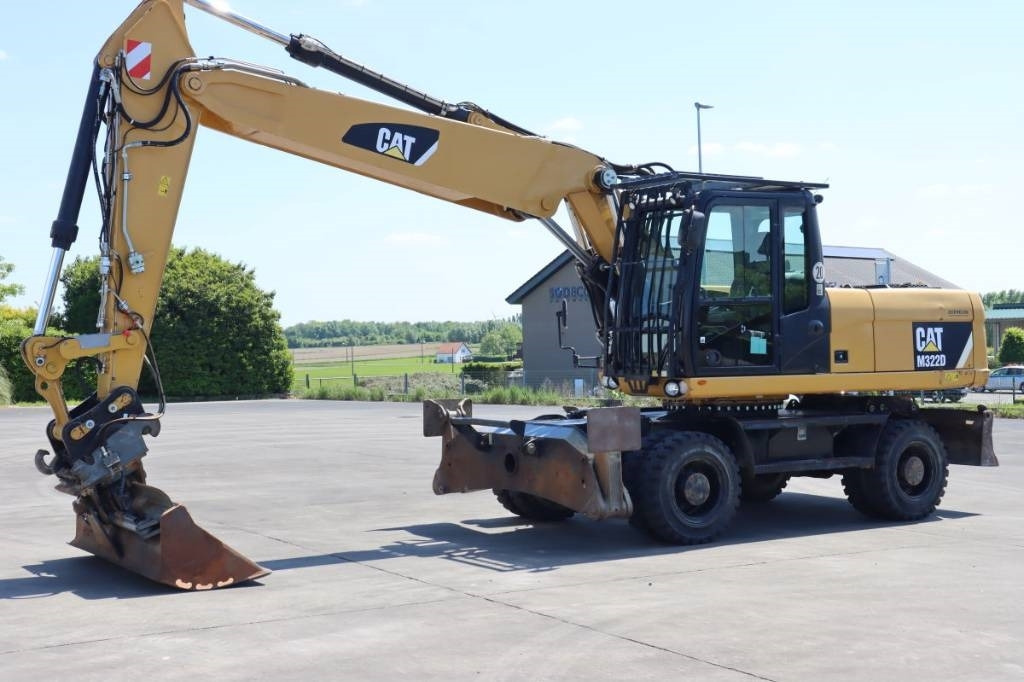 CAT M 322 D - Excavator pe roţi: Foto 1 CAT M 322 D - Excavator pe roţi: Foto 1