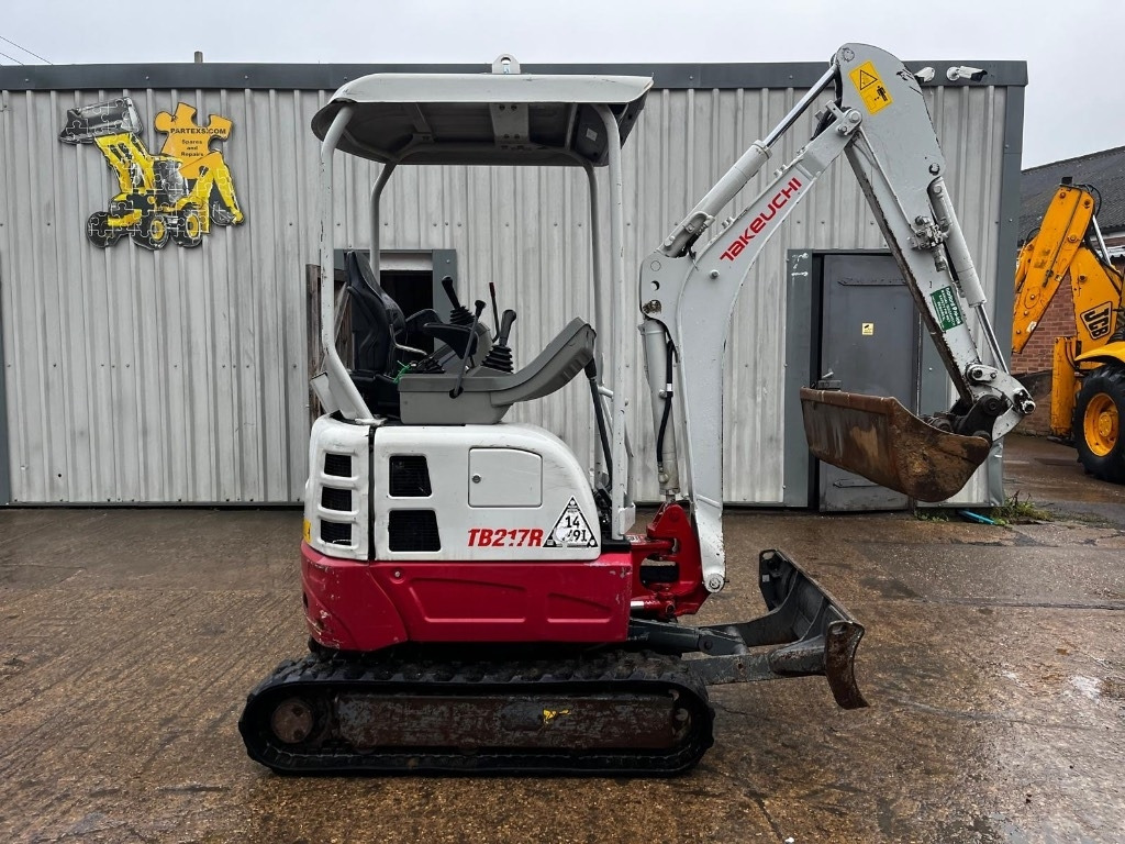 Takeuchi TB 217 R - Mini excavator: Foto 1 Takeuchi TB 217 R - Mini excavator: Foto 1