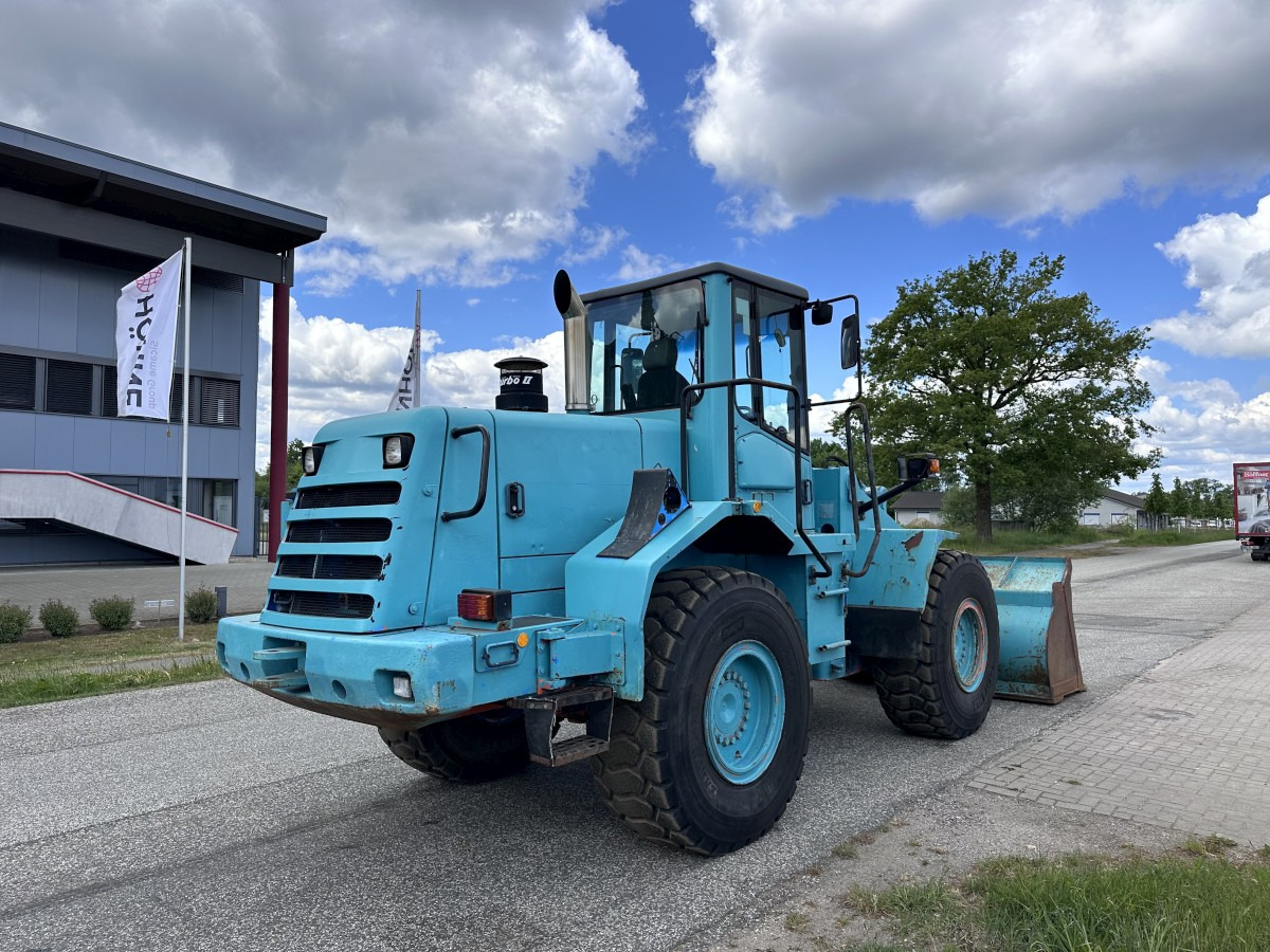 FIAT-HITACHI W 170 Cummins 6 Cyl. Turbo Deutsche Maschine ! - Încărcător frontal pe pneuri: Foto 4 FIAT-HITACHI W 170 Cummins 6 Cyl. Turbo Deutsche Maschine ! - Încărcător frontal pe pneuri: Foto 4