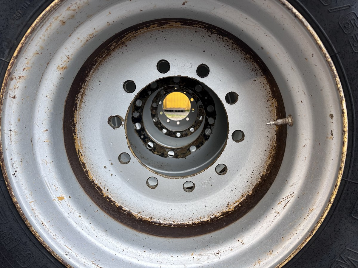 Anvelopă pentru Excavator pe roţi MITAS 445 / 65 R 22.5 Kompletträder - Complet tires: Foto 6 Anvelopă pentru Excavator pe roţi MITAS 445 / 65 R 22.5 Kompletträder - Complet tires: Foto 6