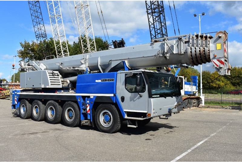 Liebherr LTM 1095-5.1 - Macara tot teren: Foto 4 Liebherr LTM 1095-5.1 - Macara tot teren: Foto 4