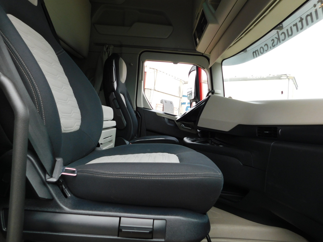 Ford F max ll 4x2 scab e6 12tx2620 - Cap tractor: Foto 5 Ford F max ll 4x2 scab e6 12tx2620 - Cap tractor: Foto 5