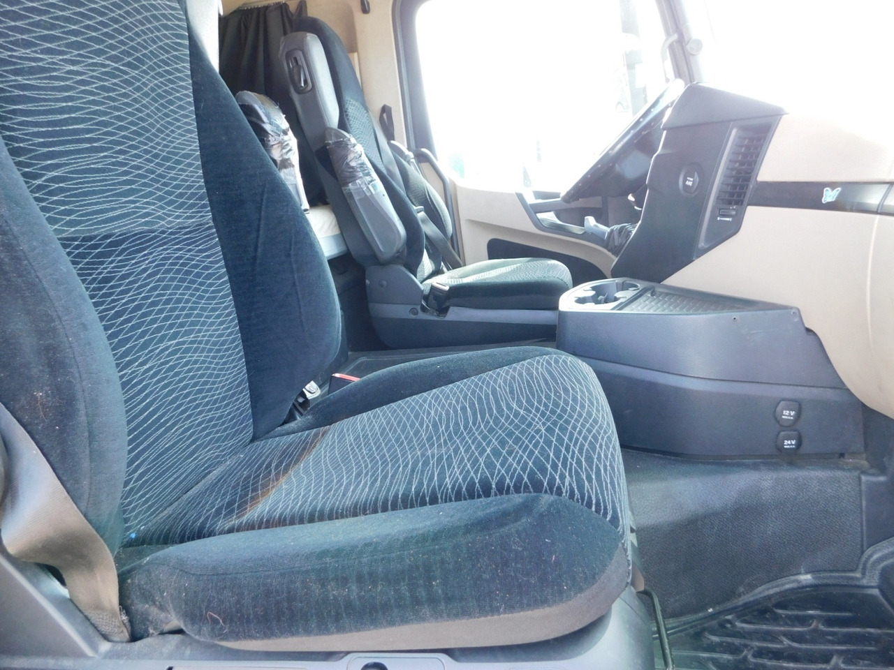 Mercedes Actros 1842 - Cap tractor: Foto 5 Mercedes Actros 1842 - Cap tractor: Foto 5