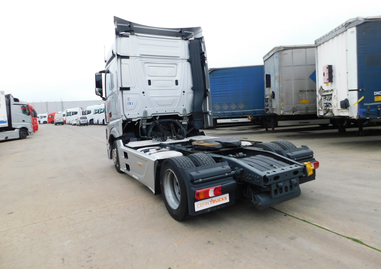 Mercedes Actros - Cap tractor: Foto 4 Mercedes Actros - Cap tractor: Foto 4