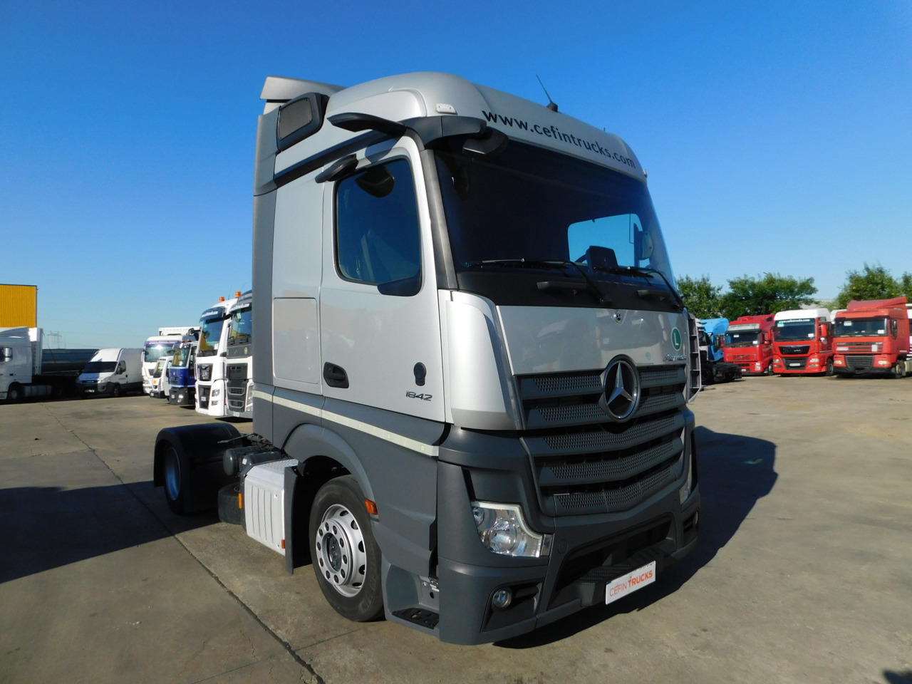 Mercedes Actros - Cap tractor: Foto 2 Mercedes Actros - Cap tractor: Foto 2
