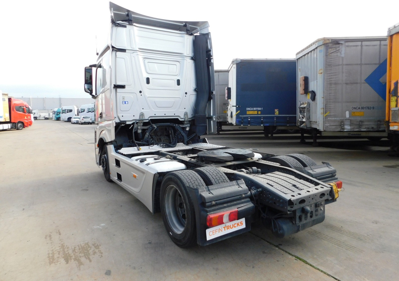 Mercedes Actros - Cap tractor: Foto 4 Mercedes Actros - Cap tractor: Foto 4