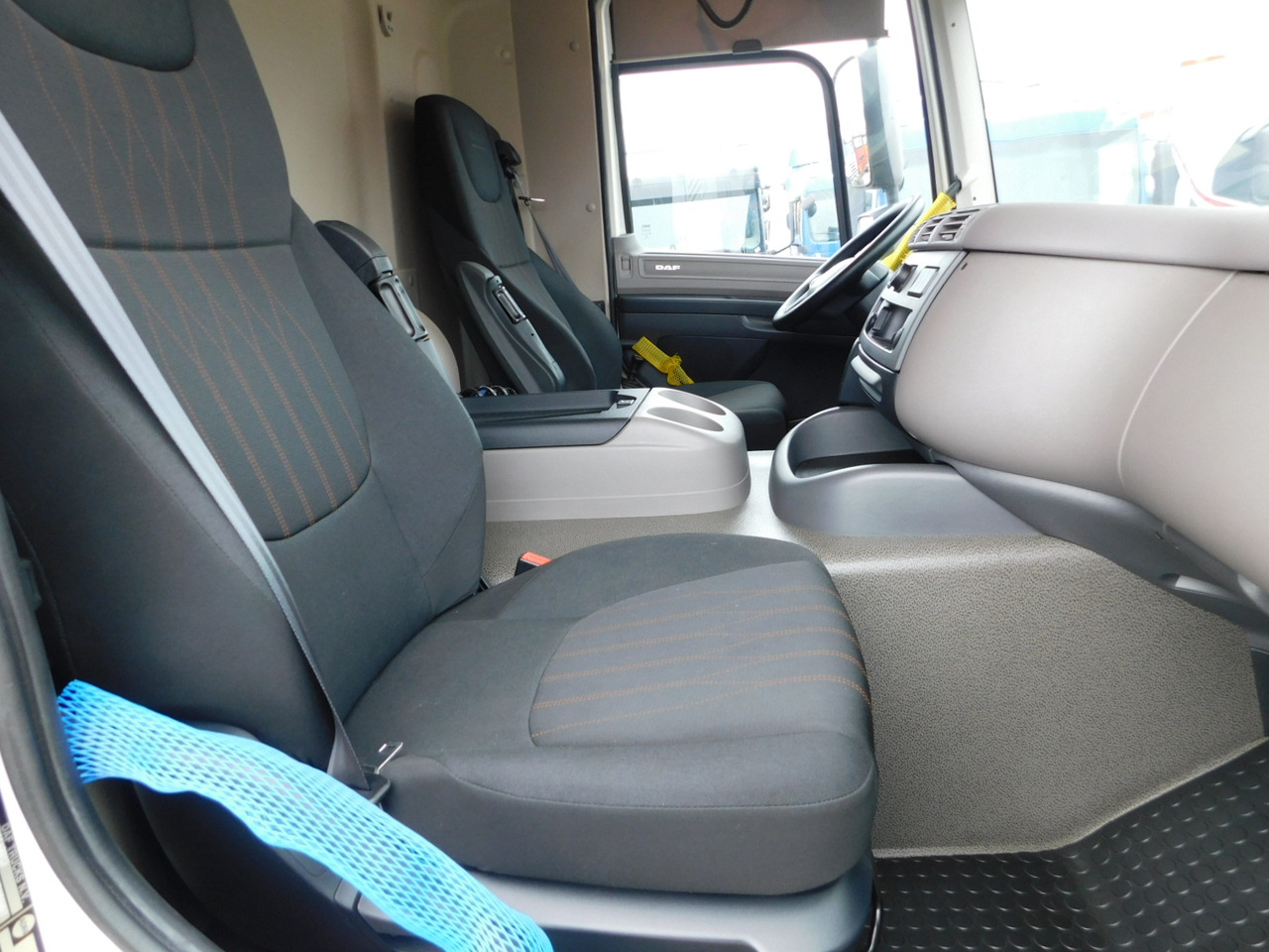 Daf Cf 450 fad - Camion basculantă: Foto 5 Daf Cf 450 fad - Camion basculantă: Foto 5