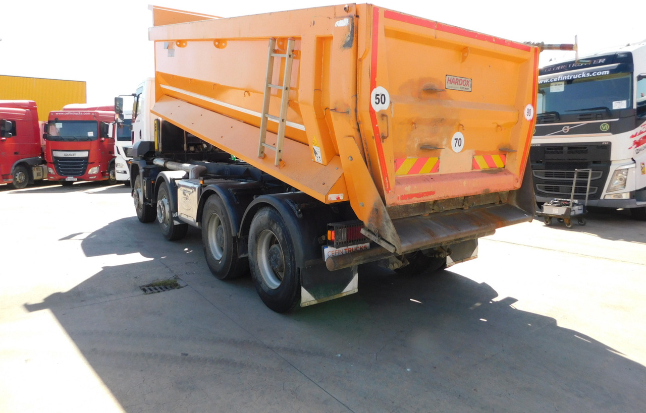 Ford 4142d 8x4 dcab e6 16s2230 - Camion basculantă: Foto 4 Ford 4142d 8x4 dcab e6 16s2230 - Camion basculantă: Foto 4