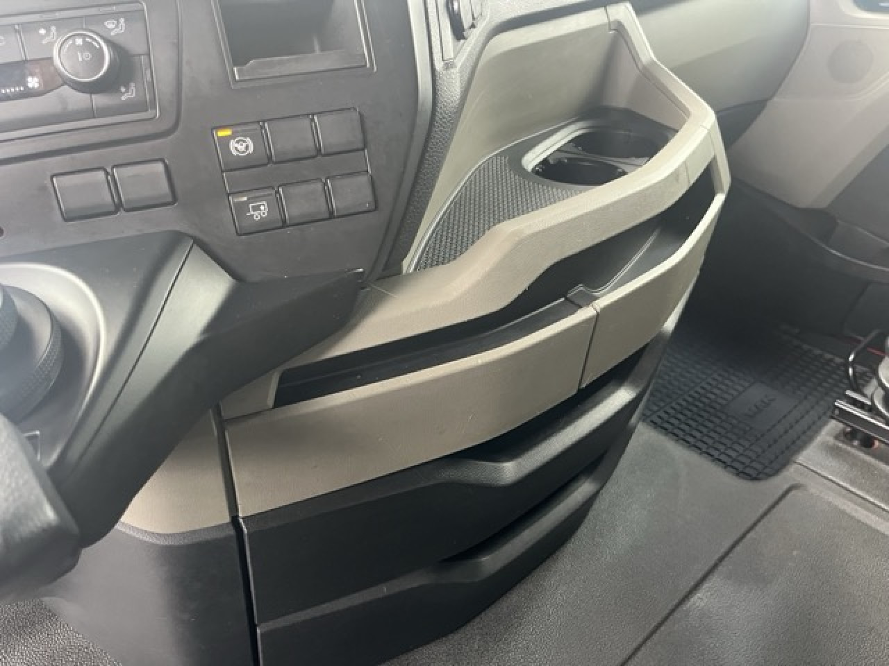 MAN TGX 18.510 4x2 LL SA Euro6 Retarder Klima ZV - Cap tractor: Foto 3 MAN TGX 18.510 4x2 LL SA Euro6 Retarder Klima ZV - Cap tractor: Foto 3