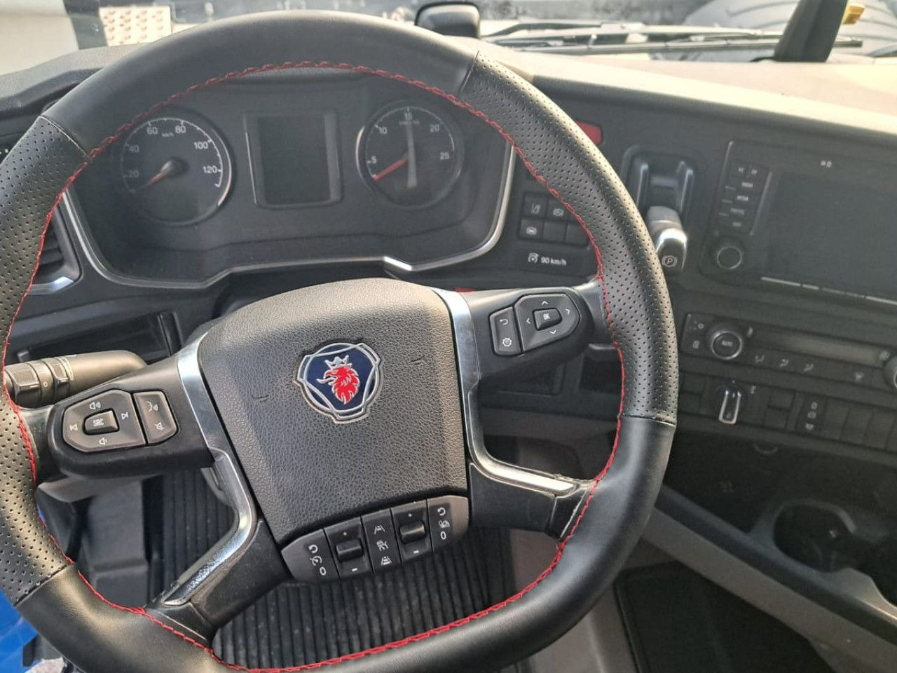 Scania R 450 - Cap tractor: Foto 5 Scania R 450 - Cap tractor: Foto 5