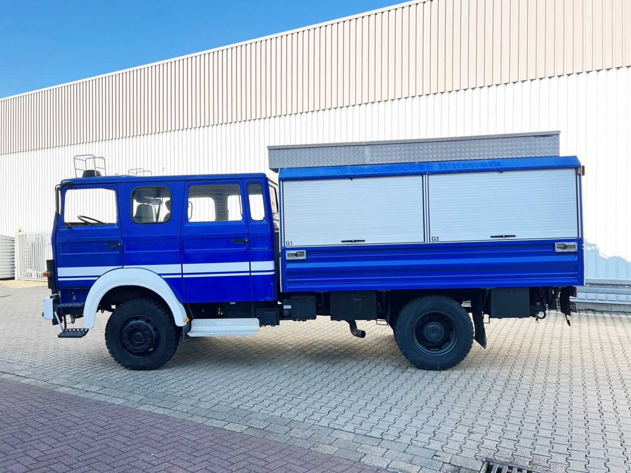 120-23 AW 4x4 Doka 120-23 AW 4x4 Doka, V8-Motor, Gerätewagen, Seilwinde - Camion platformă: Foto 4 120-23 AW 4x4 Doka 120-23 AW 4x4 Doka, V8-Motor, Gerätewagen, Seilwinde - Camion platformă: Foto 4