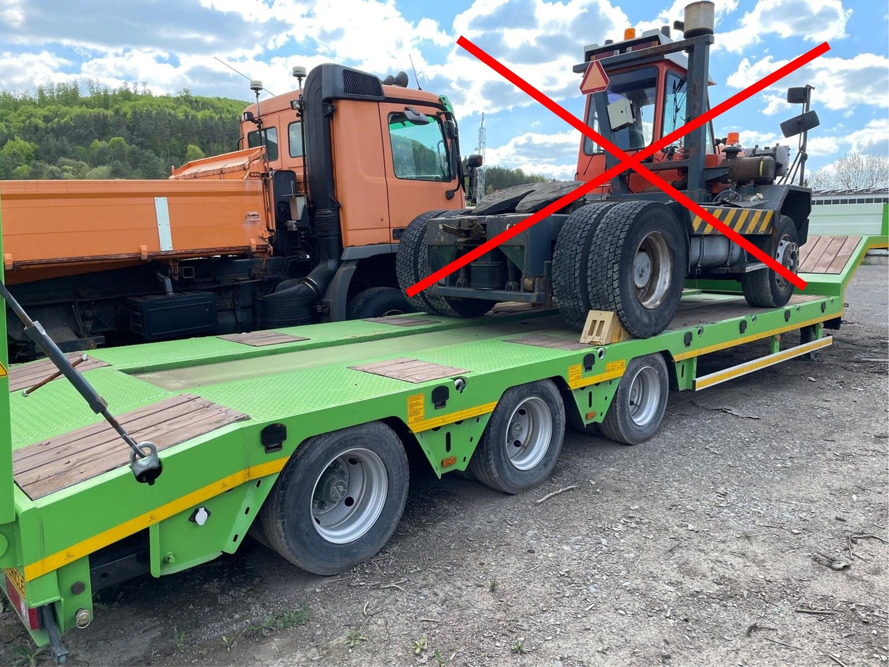 ALPSAN 56t ALPSAN 56t, hydr. Rampen, Verbr. auf 3m - Semiremorcă transport agabaritic: Foto 2 ALPSAN 56t ALPSAN 56t, hydr. Rampen, Verbr. auf 3m - Semiremorcă transport agabaritic: Foto 2