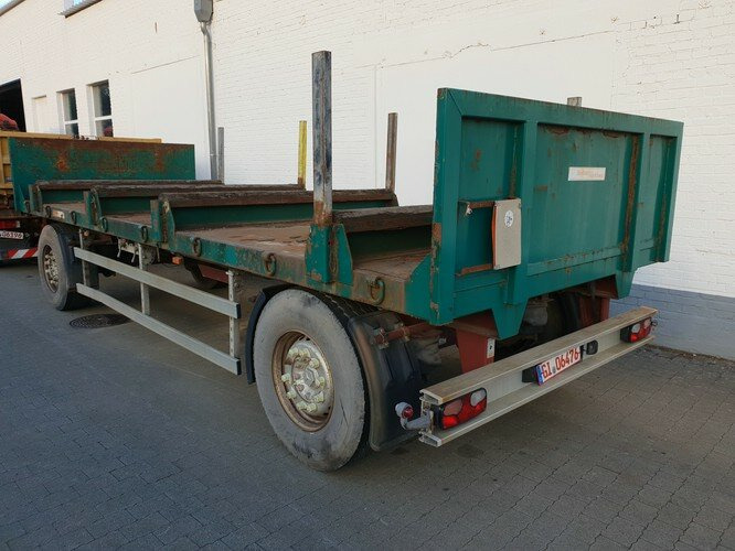 Anhänger Plateau Anhänger Pritsche Plateau, Rungen, 3x vorh. - Remorcă platformă: Foto 2 Anhänger Plateau Anhänger Pritsche Plateau, Rungen, 3x vorh. - Remorcă platformă: Foto 2