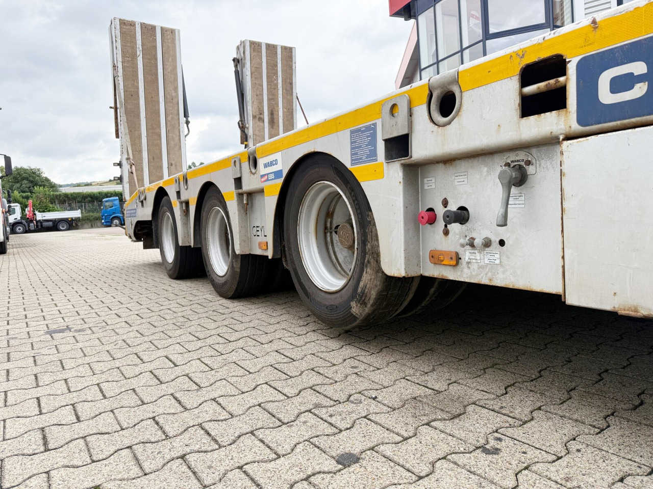 CYL 3 CYL 3, mit Lift-/Lenkachse, faltbare Rampen - Semiremorcă transport agabaritic: Foto 2 CYL 3 CYL 3, mit Lift-/Lenkachse, faltbare Rampen - Semiremorcă transport agabaritic: Foto 2