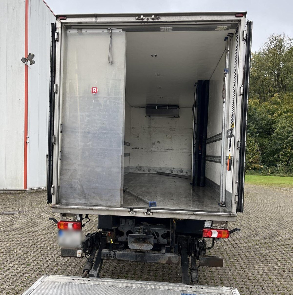 Mercedes-Benz Actros 1832 L 4x2 Actros 1832 L 4x2, Kühlkoffer, 2x Trennwand, Carrier, LBW BÄR - Camion: Foto 4 Mercedes-Benz Actros 1832 L 4x2 Actros 1832 L 4x2, Kühlkoffer, 2x Trennwand, Carrier, LBW BÄR - Camion: Foto 4