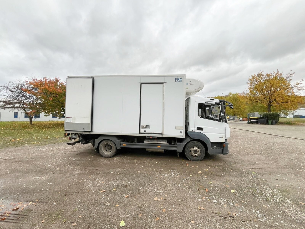 Mercedes-Benz Atego 816 4x2 Atego 816 4x2, Kühlkoffer, Trennwand, ThermoKing, LBW Sörensen - Camion: Foto 3 Mercedes-Benz Atego 816 4x2 Atego 816 4x2, Kühlkoffer, Trennwand, ThermoKing, LBW Sörensen - Camion: Foto 3