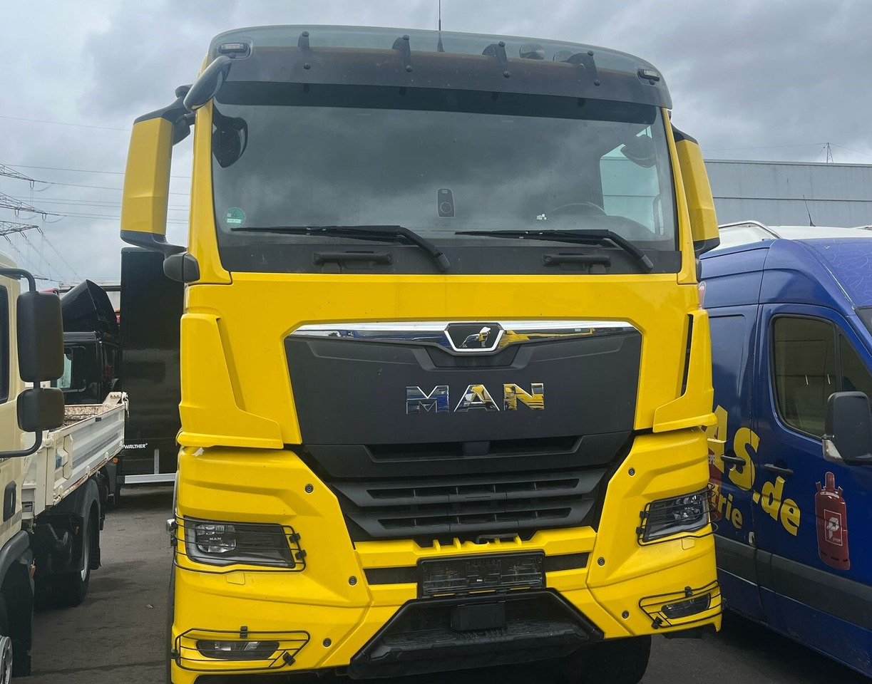 MAN TGX 18.510 4X4H BL SA TGX 18.510 4X4H BL SA, PriTarder, HydroDrive, Navi, LED, Kipphydraulik - Cap tractor: Foto 3 MAN TGX 18.510 4X4H BL SA TGX 18.510 4X4H BL SA, PriTarder, HydroDrive, Navi, LED, Kipphydraulik - Cap tractor: Foto 3