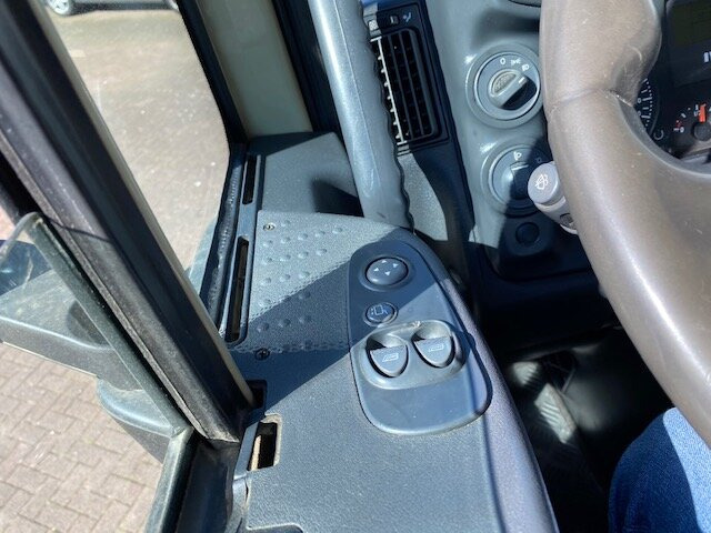 Trakker AD260T41W 6x6 Trakker AD260T41W 6x6 - Cap tractor: Foto 5 Trakker AD260T41W 6x6 Trakker AD260T41W 6x6 - Cap tractor: Foto 5