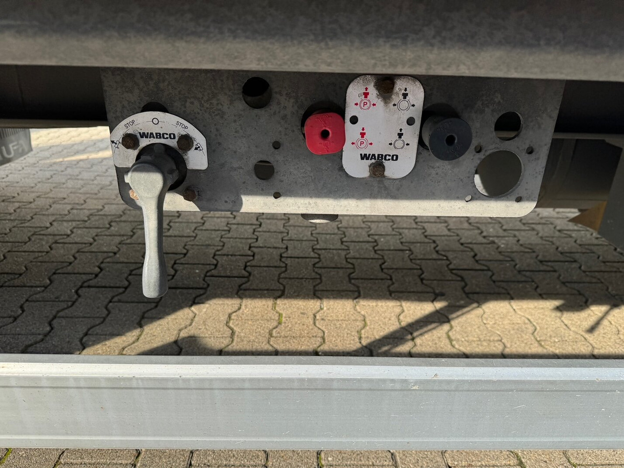 DHS18-22 RUFA DHS18-22 - Remorcă platformă: Foto 5 DHS18-22 RUFA DHS18-22 - Remorcă platformă: Foto 5