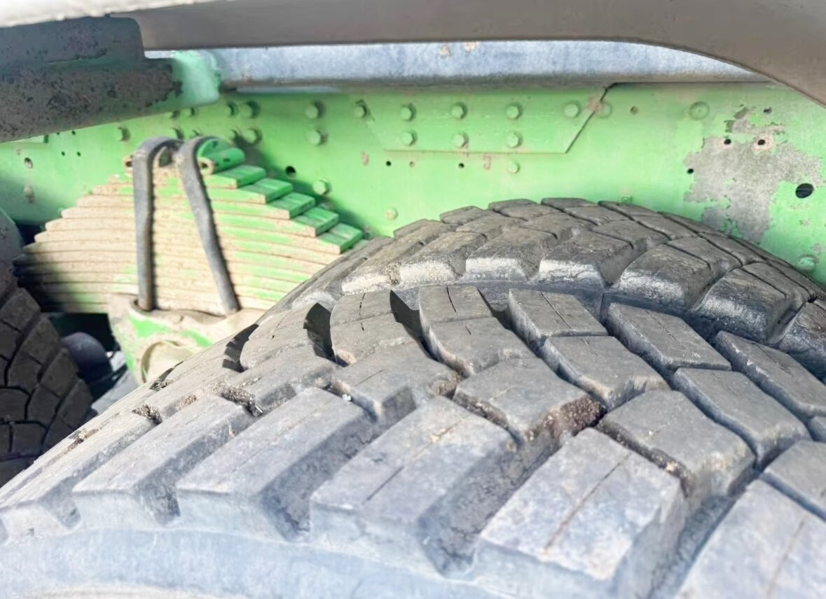 Camion cu cârlig Euro Tech 410EH42 8x8 Euro Tech 410EH42 8x8, Abrollkipper: Foto 10