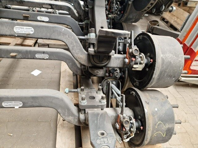 EuroCargo ML160E32 4x2 EuroCargo ML160E32 4x2 mit Teilen für Anhänger und Aufbauten - Camion transport auto: Foto 3 EuroCargo ML160E32 4x2 EuroCargo ML160E32 4x2 mit Teilen für Anhänger und Aufbauten - Camion transport auto: Foto 3