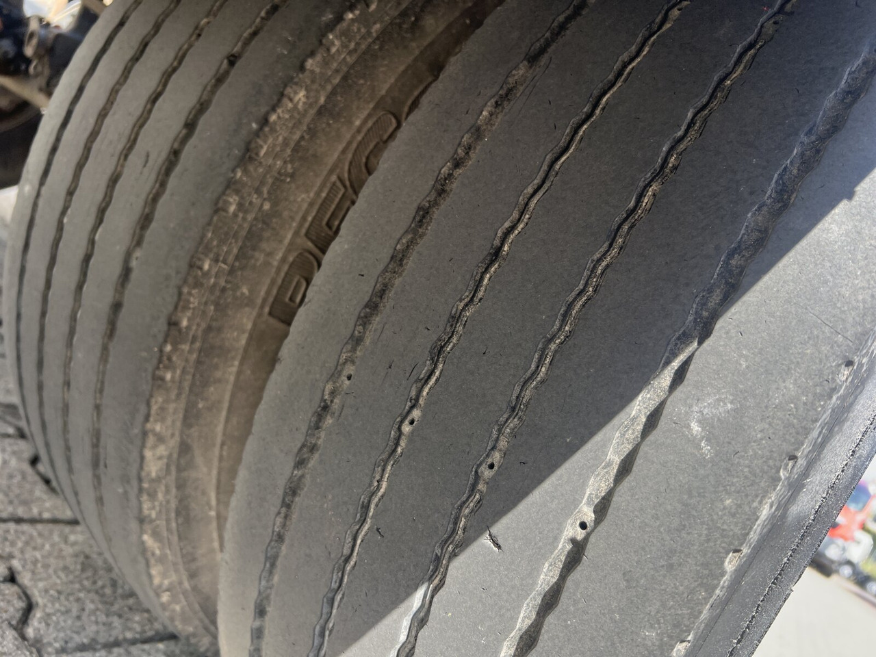 HSA 18.65 Schlittenabroller HUEFFERMANN HSA 18.65 Schlittenabroller - Remorcă abroll/ Skiploader: Foto 3 HSA 18.65 Schlittenabroller HUEFFERMANN HSA 18.65 Schlittenabroller - Remorcă abroll/ Skiploader: Foto 3
