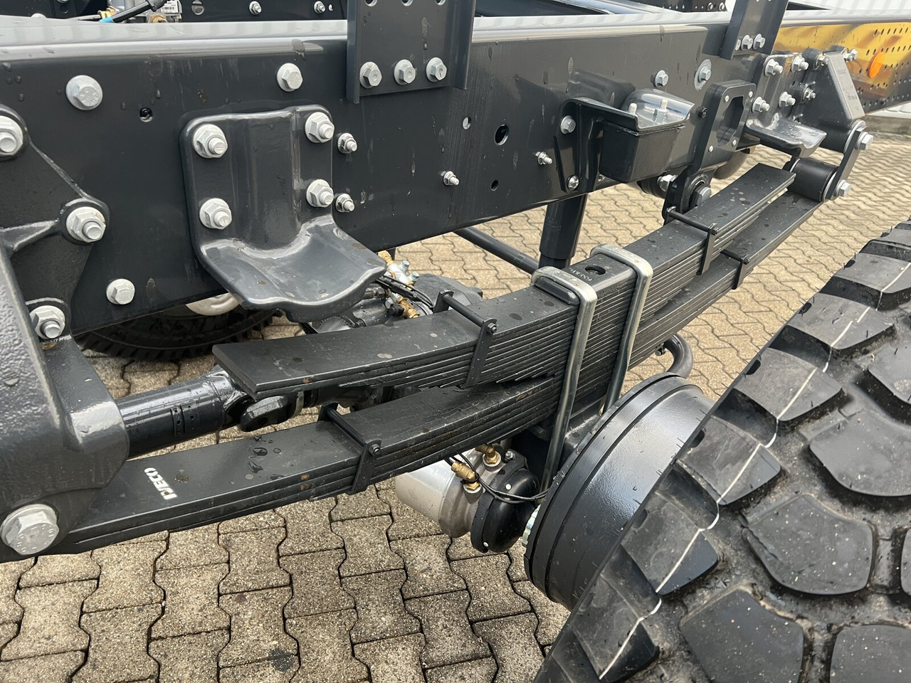 Iveco EuroCargo ML150E24 WS 4x4 EuroCargo ML150E24 WS 4x4, Euro3, mehrfach Vorhanden! - Camion şasiu: Foto 4 Iveco EuroCargo ML150E24 WS 4x4 EuroCargo ML150E24 WS 4x4, Euro3, mehrfach Vorhanden! - Camion şasiu: Foto 4