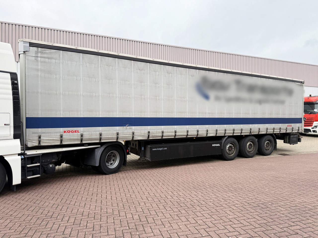 Kögel SN 24-1 SN 24-1, Liftachse, Edscha - Semiremorcă platformă: Foto 1 Kögel SN 24-1 SN 24-1, Liftachse, Edscha - Semiremorcă platformă: Foto 1