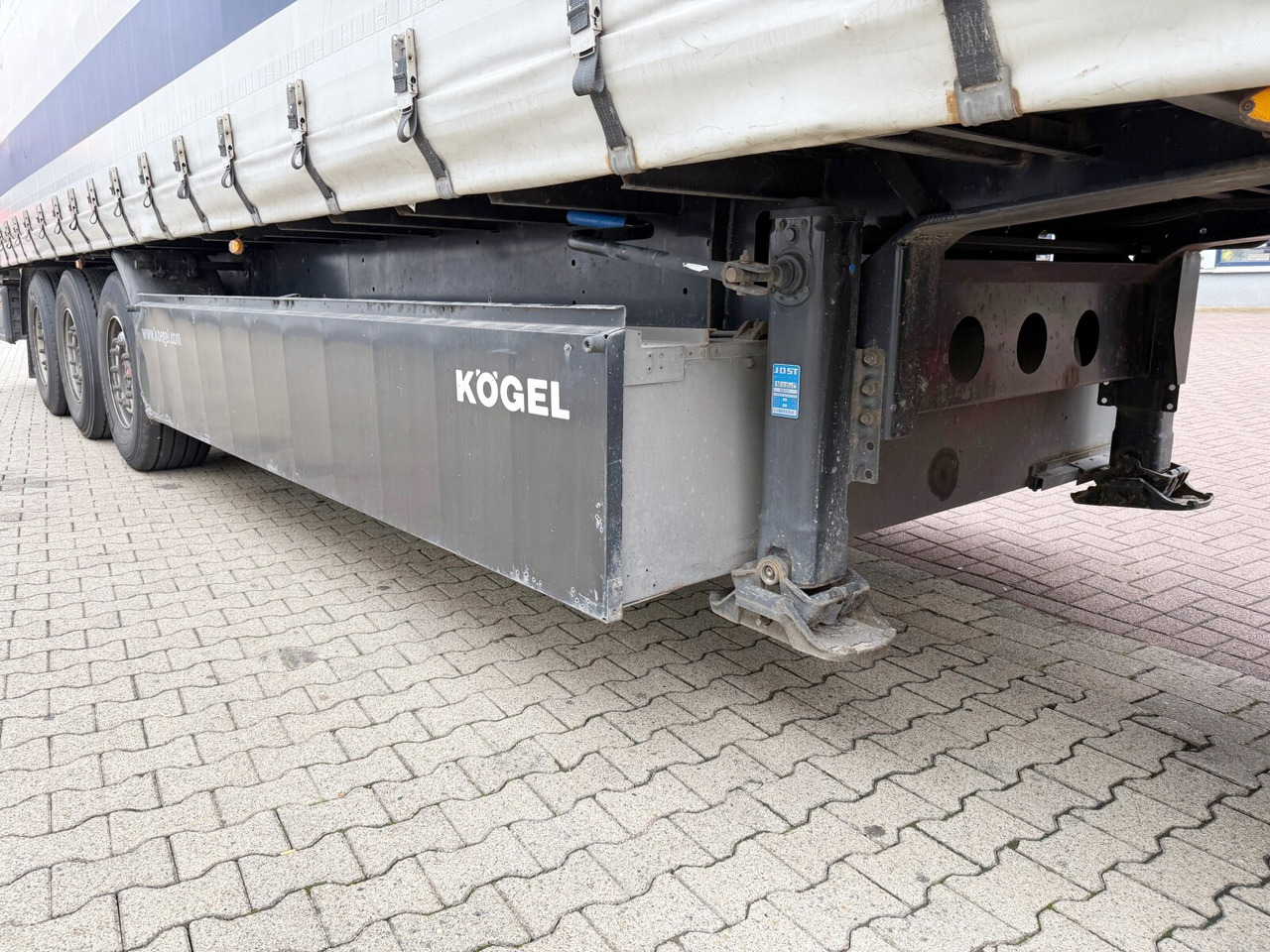 Kögel SN 24-1 SN 24-1, Liftachse, Edscha - Semiremorcă platformă: Foto 2 Kögel SN 24-1 SN 24-1, Liftachse, Edscha - Semiremorcă platformă: Foto 2