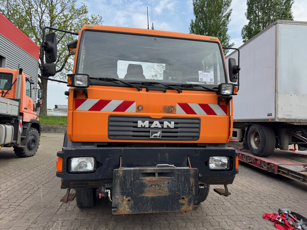 MAN 14.225 LAK 4x4 BB 14.225 LAK 4x4 BB, Winterdienstausstattung - Camion basculantă: Foto 2 MAN 14.225 LAK 4x4 BB 14.225 LAK 4x4 BB, Winterdienstausstattung - Camion basculantă: Foto 2
