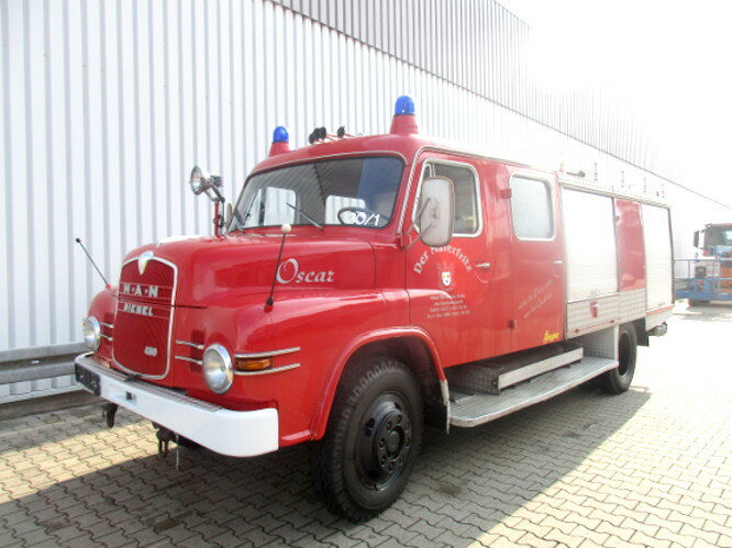 MAN 450 HALF TRO-TLF16 4x2 450 HALF TRO-TLF 16 - Ambulanță: Foto 1 MAN 450 HALF TRO-TLF16 4x2 450 HALF TRO-TLF 16 - Ambulanță: Foto 1