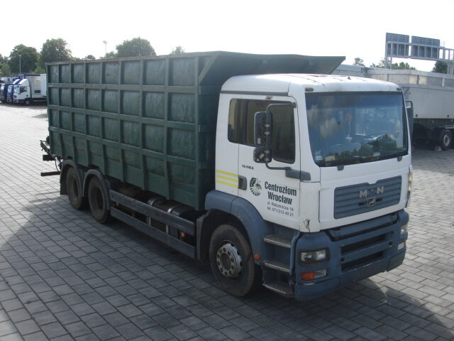 Camion cu macara MAN TGA 26.413 BB 6x4 TGA 26.413 BB 6x4 mit Heckkran Jonsered 1020: Foto 8