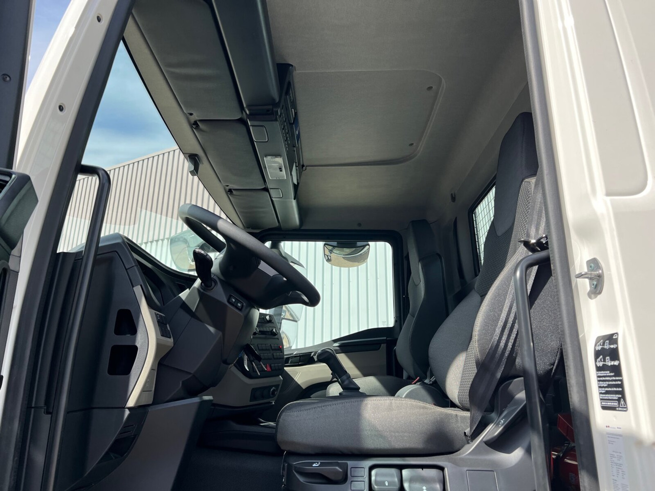 MAN TGM 18.250/340 4x2 BL CH TGM 18.250/340 4x2 BL CH, Funk, 2x VORHANDEN - Camion cu cârlig: Foto 4 MAN TGM 18.250/340 4x2 BL CH TGM 18.250/340 4x2 BL CH, Funk, 2x VORHANDEN - Camion cu cârlig: Foto 4