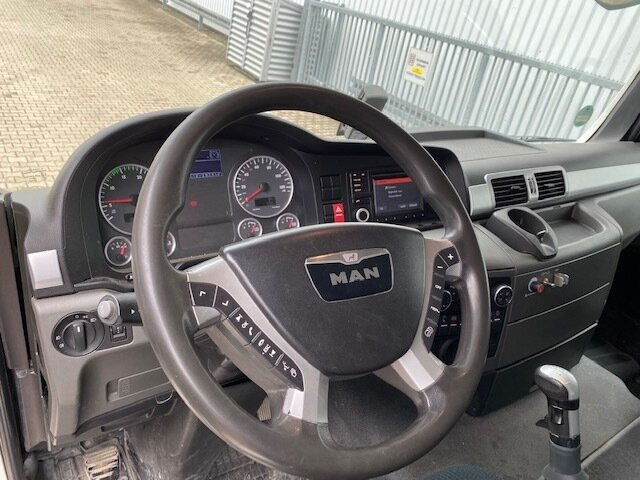 MAN TGS 18.400 4x4H BLS TGS 18.400 4x4H BLS + Auflieger KARRENA 10m³ Betonmischer - Autobetonieră: Foto 2 MAN TGS 18.400 4x4H BLS TGS 18.400 4x4H BLS + Auflieger KARRENA 10m³ Betonmischer - Autobetonieră: Foto 2