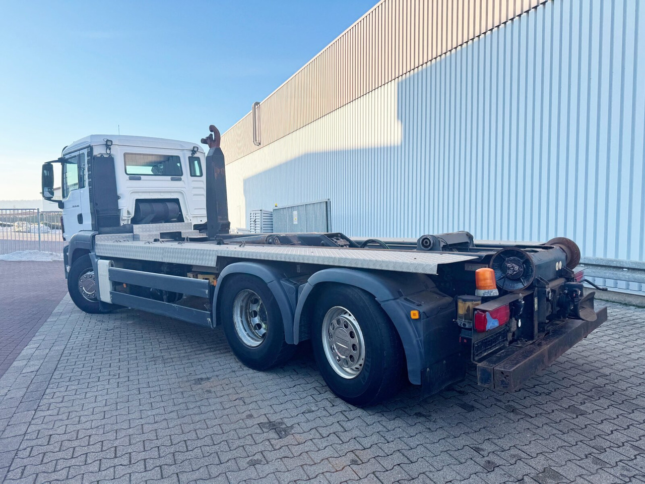Camion cu cârlig MAN TGS 26.480 6x2-4 BL TGS 26.480 6x2-4 BL, Lenk-Liftachse, VDL Abrollkipper bis 7m Container: Foto 12