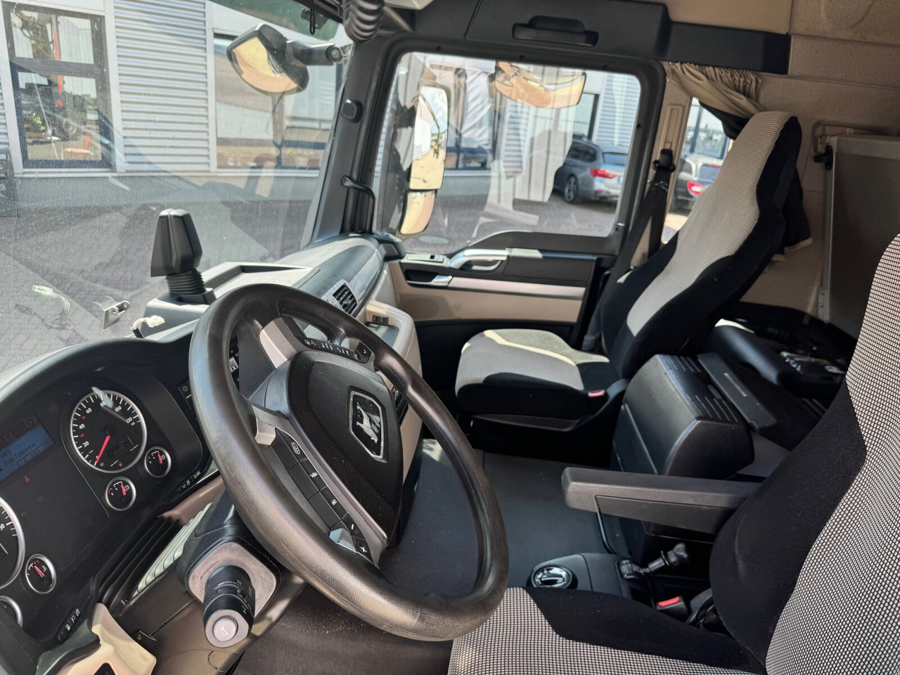 MAN TGS 26.500 6X4H-4 BL TGS 26.500 6X4H-4 BL, PriTarder, HydroDrive, Lenk-/Lift, Heckkran Epsilon M130Z83 - Camion forestier, Camion cu macara: Foto 4 MAN TGS 26.500 6X4H-4 BL TGS 26.500 6X4H-4 BL, PriTarder, HydroDrive, Lenk-/Lift, Heckkran Epsilon M130Z83 - Camion forestier, Camion cu macara: Foto 4