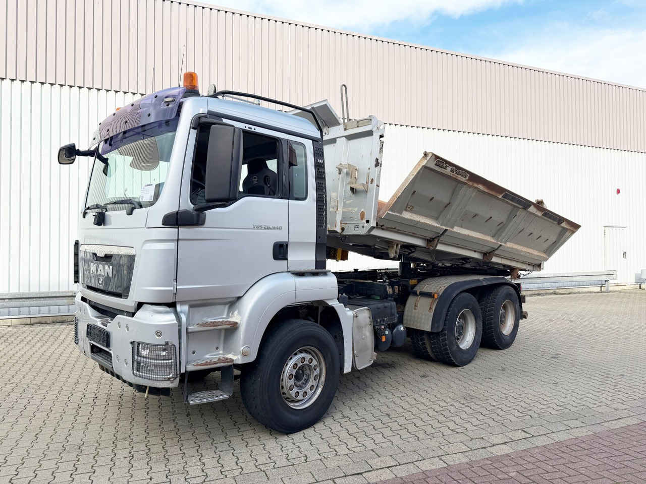 MAN TGS 26.540 6x4 BL TGS 26.540 6x4 BL, Intarder, Bordmatik - Camion basculantă: Foto 1 MAN TGS 26.540 6x4 BL TGS 26.540 6x4 BL, Intarder, Bordmatik - Camion basculantă: Foto 1