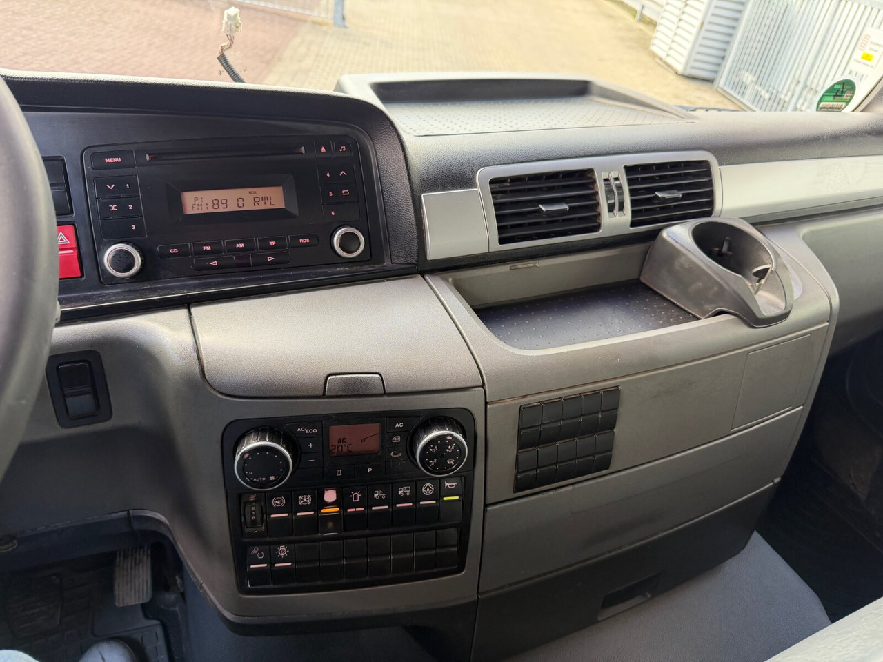 MAN TGS 26.540 6x4 BL TGS 26.540 6x4 BL, Intarder, Bordmatik - Camion basculantă: Foto 5 MAN TGS 26.540 6x4 BL TGS 26.540 6x4 BL, Intarder, Bordmatik - Camion basculantă: Foto 5