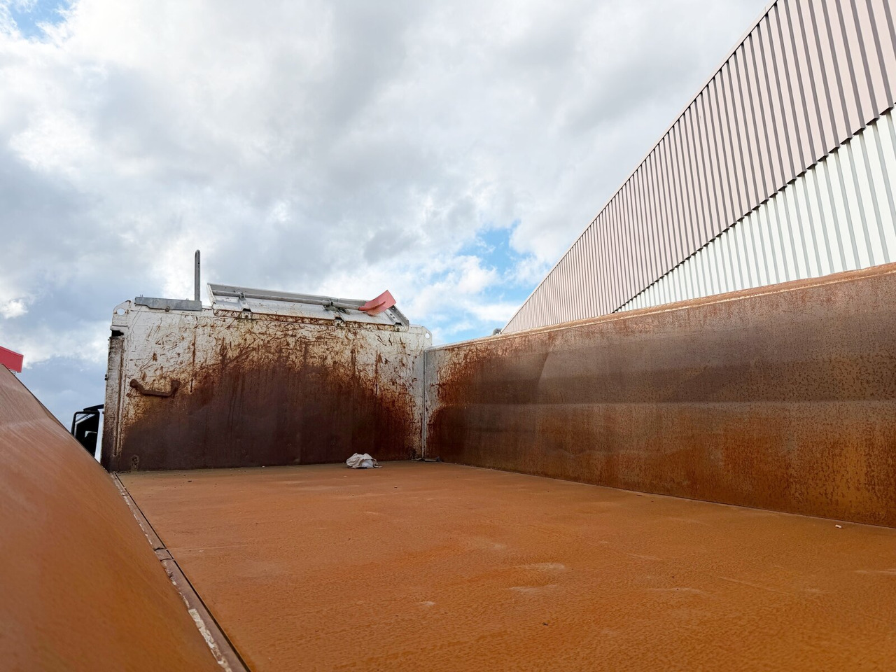 MAN TGS 26.540 6x4 BL TGS 26.540 6x4 BL, Intarder, Bordmatik - Camion basculantă: Foto 2 MAN TGS 26.540 6x4 BL TGS 26.540 6x4 BL, Intarder, Bordmatik - Camion basculantă: Foto 2