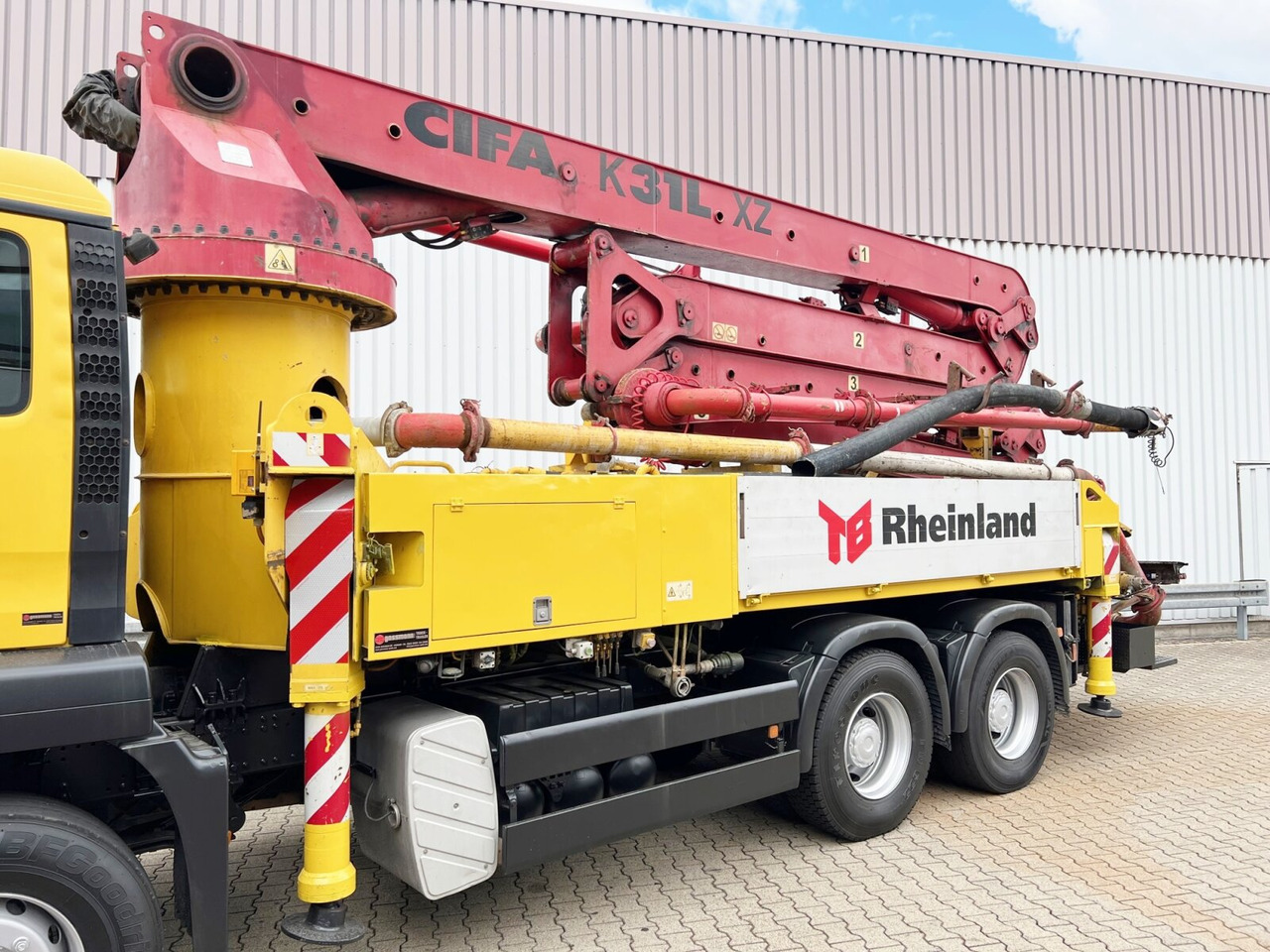 MAN TGS 33.440 6X4 BB TGS 33.440 6X4 BB, Betonpumpe CIFA K31L XZ, 31m Mast - Autopompă de beton: Foto 3 MAN TGS 33.440 6X4 BB TGS 33.440 6X4 BB, Betonpumpe CIFA K31L XZ, 31m Mast - Autopompă de beton: Foto 3