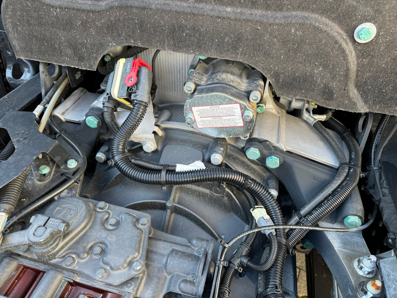 Leasing de MAN TGS 35.480 8x6H BL CH TGS 35.480 8x6H BL CH, HydroDrive, Navi, Nebenantrieb MAN TGS 35.480 8x6H BL CH TGS 35.480 8x6H BL CH, HydroDrive, Navi, Nebenantrieb: Foto 8