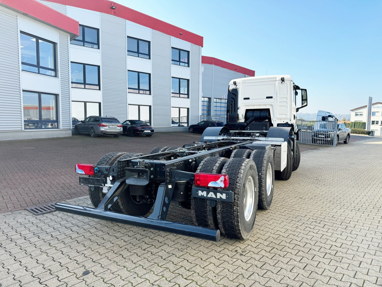 Leasing de MAN TGS 35.480 8x6H BL CH TGS 35.480 8x6H BL CH, HydroDrive, Navi, Nebenantrieb MAN TGS 35.480 8x6H BL CH TGS 35.480 8x6H BL CH, HydroDrive, Navi, Nebenantrieb: Foto 10