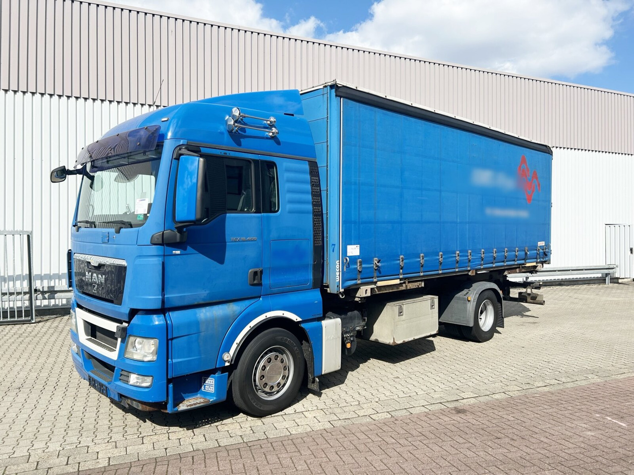 Interior photo 1: Camion transport containere/ Swap body MAN TGX 18.400 4X2 LL TGX 18.400 4X2 LL, Fahrschulausstattung, XLX-Fahrerhaus
