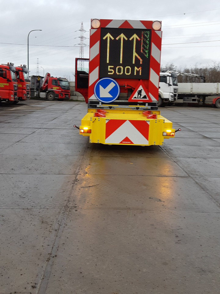 MAN - TGX 4x2 - Maşina comunala: Foto 5 MAN - TGX 4x2 - Maşina comunala: Foto 5