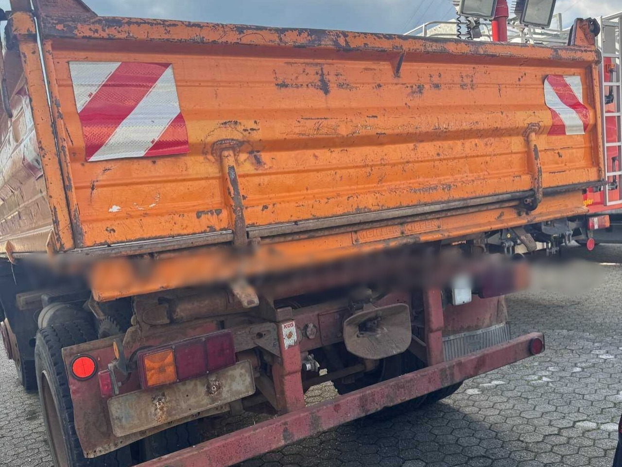 Mercedes-Benz 1314 K 4x2 1314 K 4x2, 6-Zylinder Motor - Camion basculantă: Foto 3 Mercedes-Benz 1314 K 4x2 1314 K 4x2, 6-Zylinder Motor - Camion basculantă: Foto 3